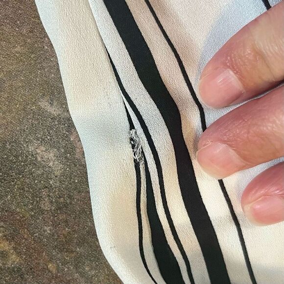 IZ Byer Striped Cold Shoulder Blouse Large - Picture 13 of 13